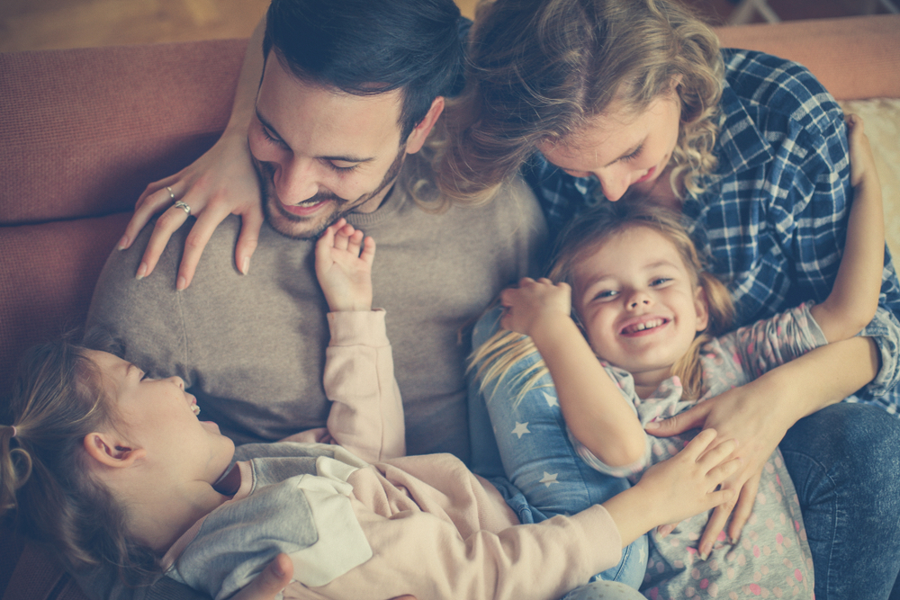 Avec des jumeaux ou des enfants rapprochés, difficile la parentalité positive